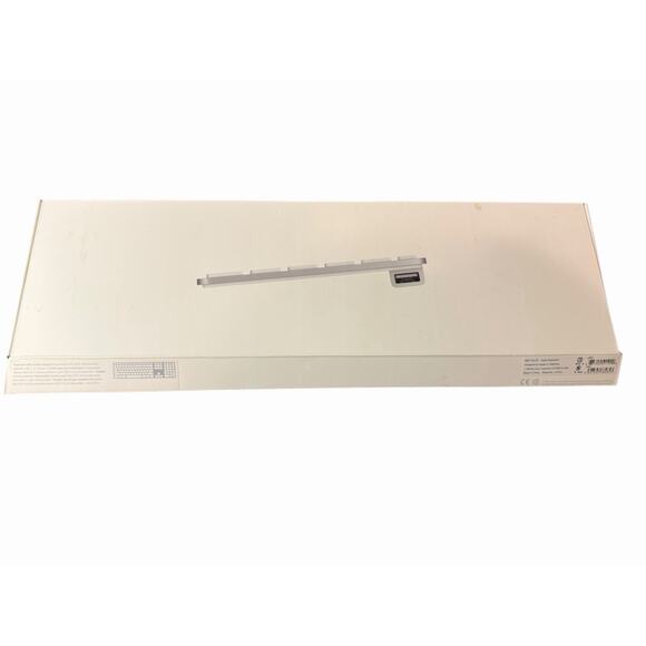 Apple USB Wired Keyboard Numeric Pad Model A1243 White Silver w/ Box & Manual - Picture 2 of 10